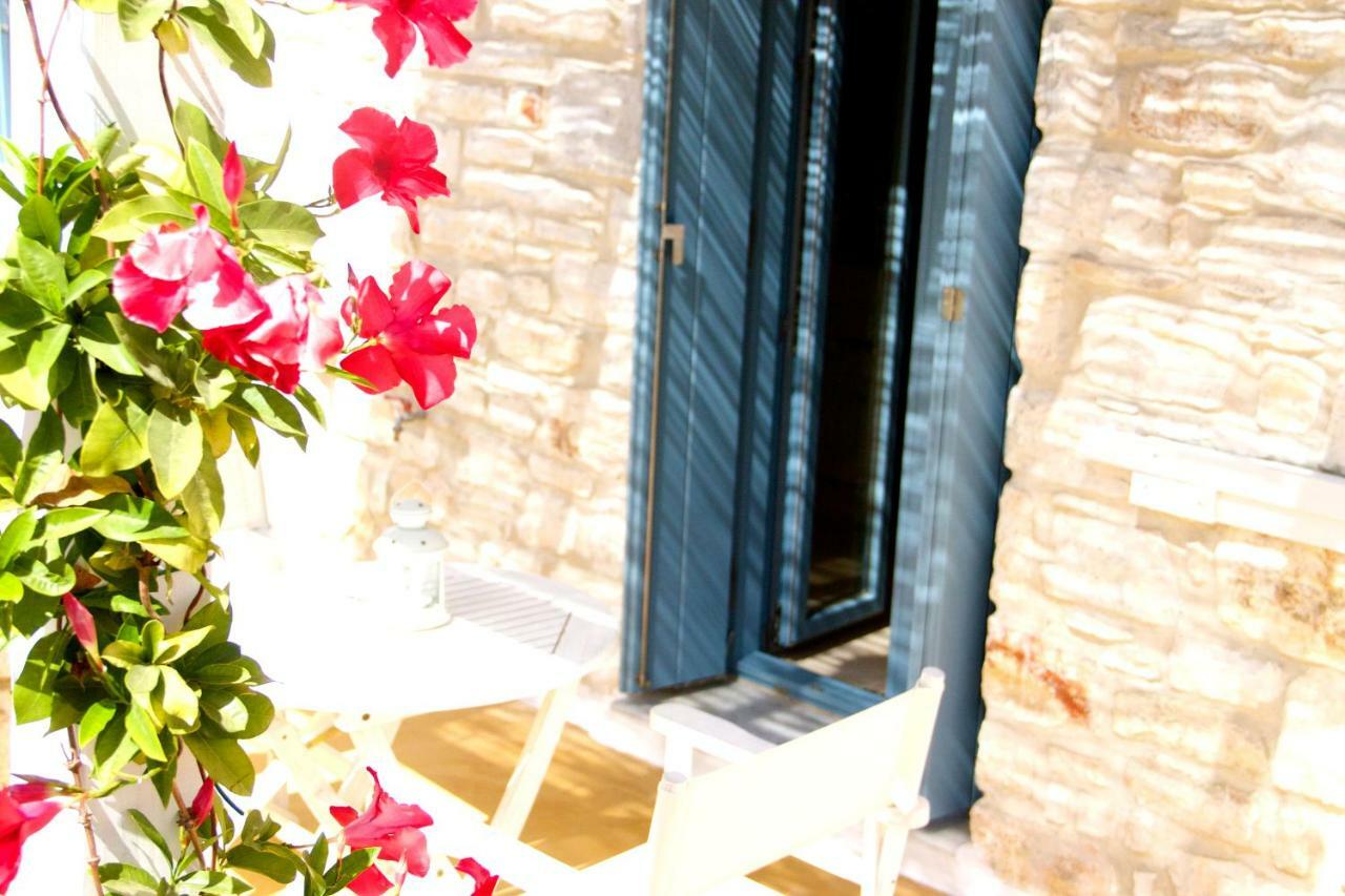 Aparthotel Nomads House Logaras Exterior foto